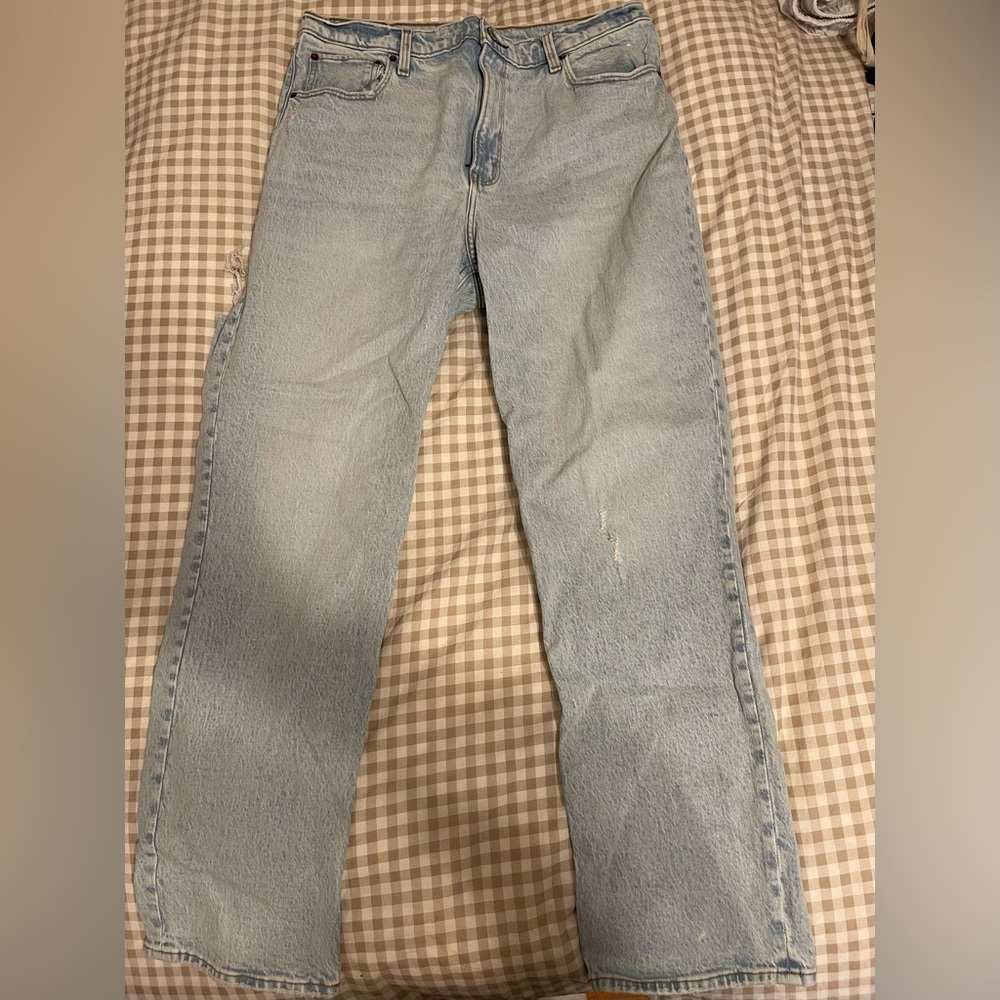 Abercrombie & Fitch Light Wash Ultra High Rise 90s Straight Jeans